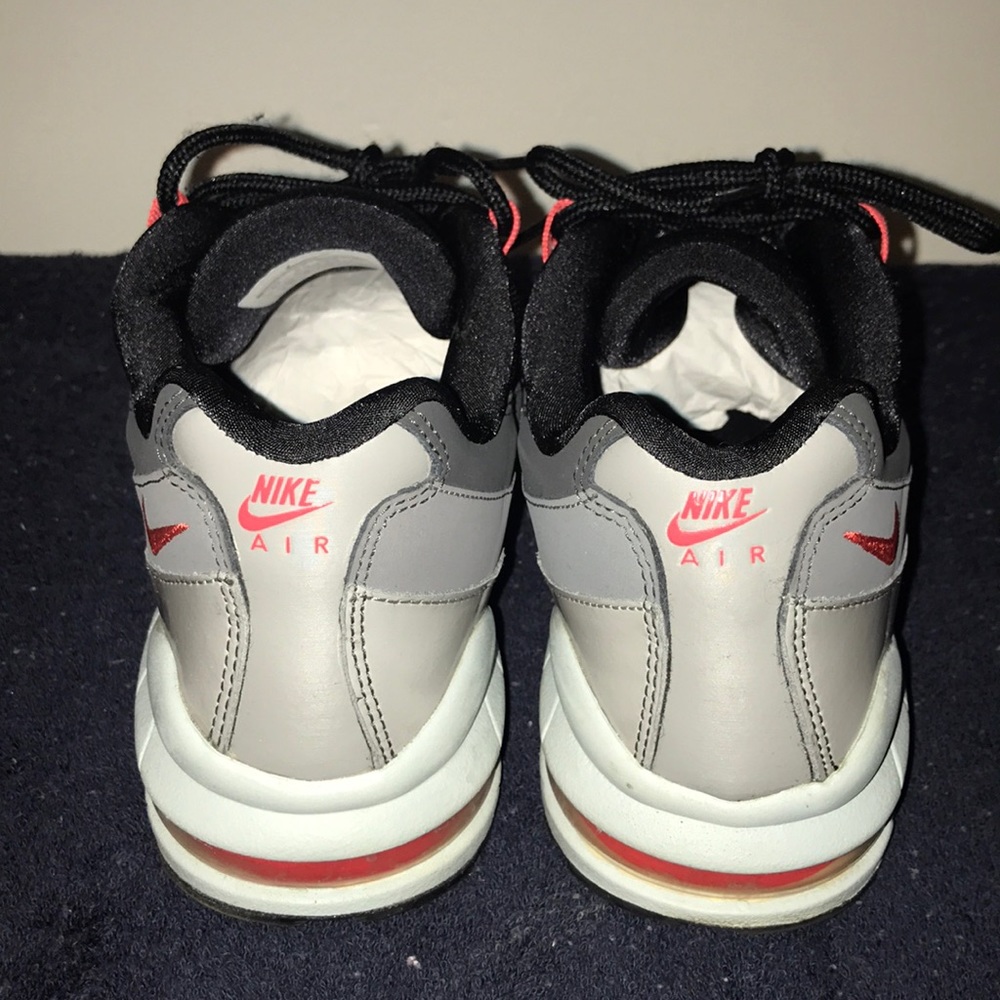 Black, Light Gray, Dark Gray and Red Air Max ‘95